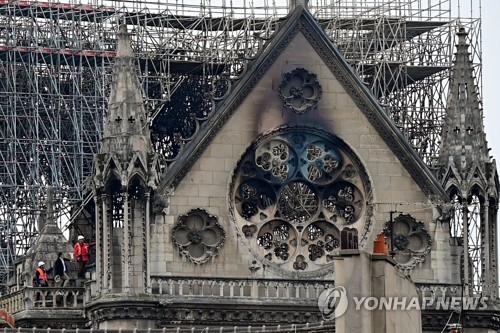 노트르담 찬란한 위용 되찾기까지…전문가들이 예상한 복원과정