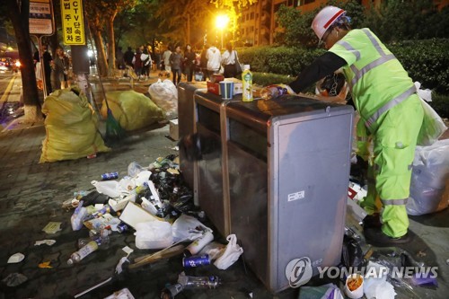 한강서 텐트 사방 닫아두면 과태료 100만원…텐트 허용구역 축소