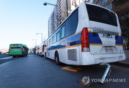 [2019 추경] 이색사업 면면…매연 뿜는 경찰버스 공회전 없앤다