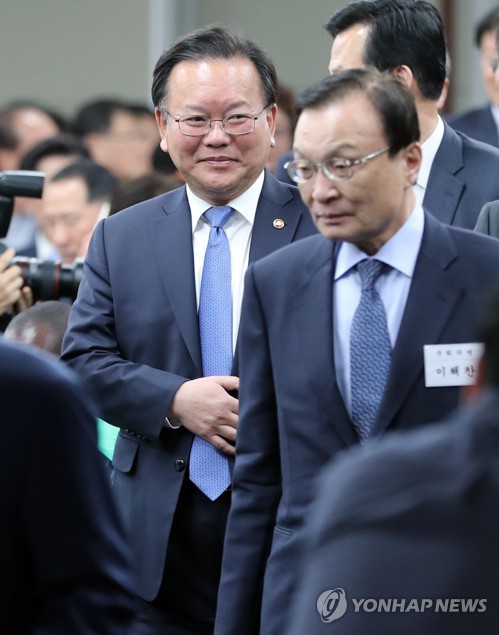 이해찬, 22일 '여의도 복귀' 장관들과 만찬…총선체제 본격 정비