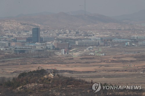 개성공단기업협회, 트럼프에 제재면제 호소…"20만 생계 위태"