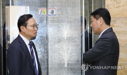 '바른미래 공수처법안' 홍영표·김관영 만나 담판