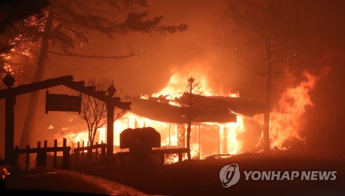 대형 산불 고성·속초·강릉·동해·인제 '재난사태' 선포