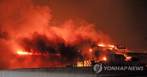 고성산불 1명 사망·11명 부상…인명·재산피해 속출