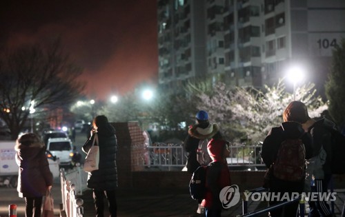 "밤새 시뻘건 불길이"…화마에 휩싸인 속초 '공포감'