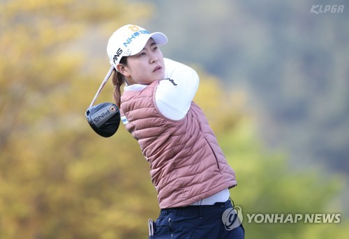 조정민·박민지, KLPGA 투어 셀트리온 대회 첫날 공동 선두