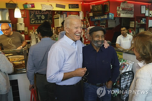 美민주 바이든, 대선 출마 첫날 후원금 모금액 1위 차지