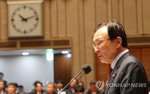 이해찬, 진영 만나 "세종3청사 대통령 집무실 설치 검토해달라"