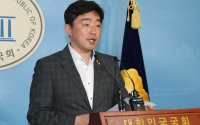 민주당, 내년 총선 현역 의원 출마 시 '경선 공천' 결정