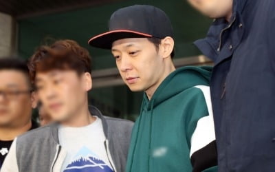 <전문> 씨제스엔터테인먼트 "박유천, 연예계 은퇴…계약해지"