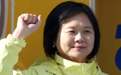 정의, '노회찬 모욕' 한국당에 "금수도 못할 표 구걸" 맹공