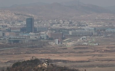 개성공단기업협회, 트럼프에 제재면제 호소…"20만 생계 위태"