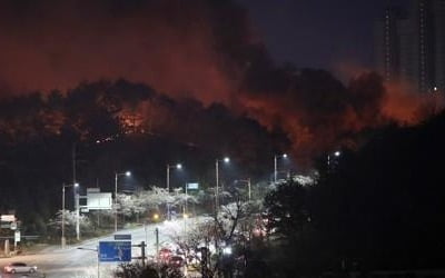 [강원산불] 경찰, 현장에 1700여명 투입…진화·주민보호