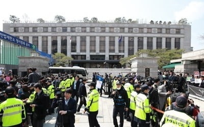 헌재 "임신 22주 내외 낙태허용"…구체적 허용기간은 입법 과제