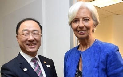 홍남기, IMF·WB총재 면담…"때 되면 남북경협 지원해달라"