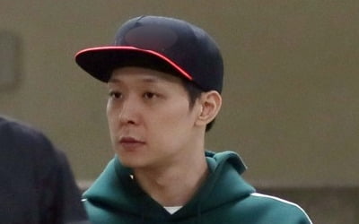 '입금→물건 확보→황하나 자택' 모두 CCTV 찍혀…박유천은 부인