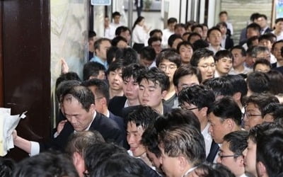 與, 한국당에 법안 제출 막히자 '의장에 직접 제출' 방안 검토