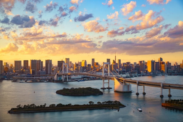 Tokyo Bay at Rainbow Bridge, Japan (게티 이미지 뱅크)