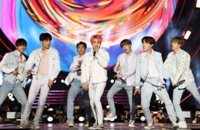 [종합] 방탄소년단에서 트와이스까지…인기가요 슈퍼콘서트, K-POP의 향연