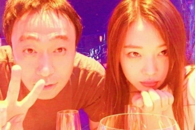 설리, 이성민과 함께한 사진 게재 / 사진 = 설리 SNS