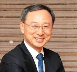 황창규 KT 회장 "통합 10주년…1등 5G 기업 도약하자"