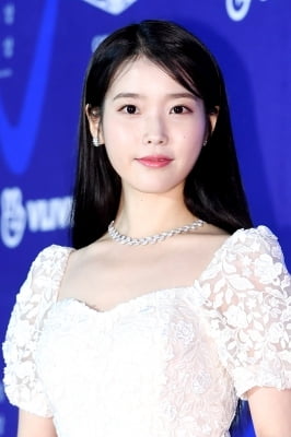 [포토] 아이유, '오늘은 배우 이지은'(2019 백상예술대상)