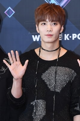 [포토] 뉴이스트 JR, '이 남자 진짜 멋있네~'