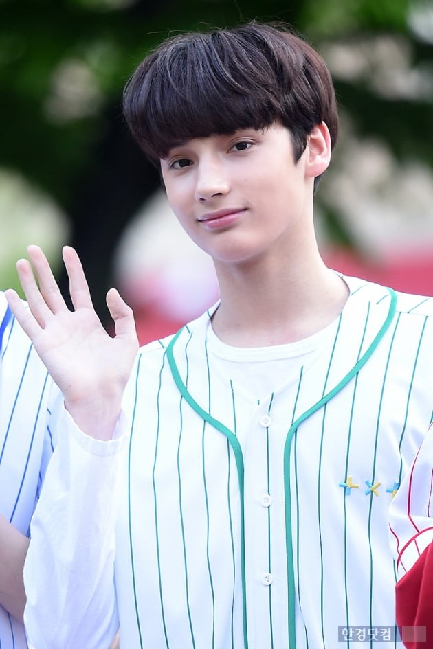 [포토] TXT 휴닝카이, '부드러운 미소~'