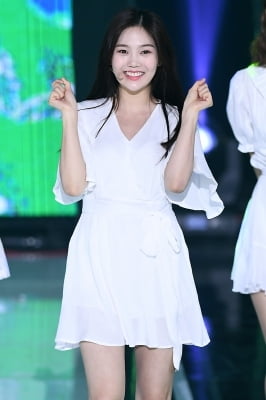  오마이걸 효정, '깜찍한 미소~'