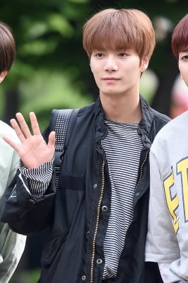 [포토] 뉴이스트 JR, '감탄을 부르는 멋진 모습'