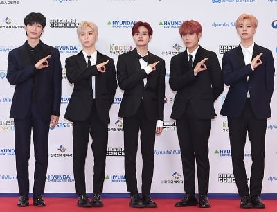 [포토] AB6IX, '데뷔 전 드림콘서트 첫 무대' (2019 드림콘서트)