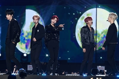 [포토] AB6IX, '눈 뗄 수 없는 멋진 모습' (2019 드림콘서트)