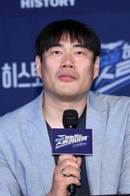 [포토] 독고찬 PD, '드론축구 하늘위의 스트라이커 연출 맡았습니다'