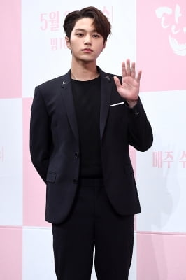 [포토] 김명수, '女心 사로잡는 부드러운 모습'