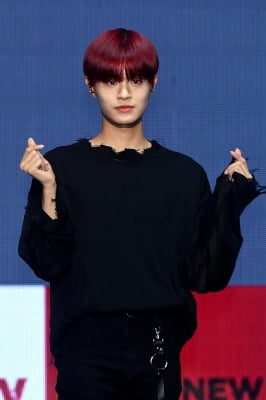 [포토] AB6IX 이대휘, '천재 프로듀서'