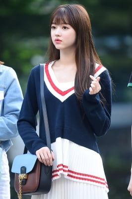 [포토] 오마이걸 유아, '무표정에도 돋보이는 미모'