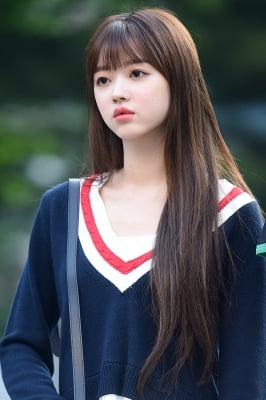 [포토] 오마이걸 유아, '깜찍한 미모에 시선강탈'