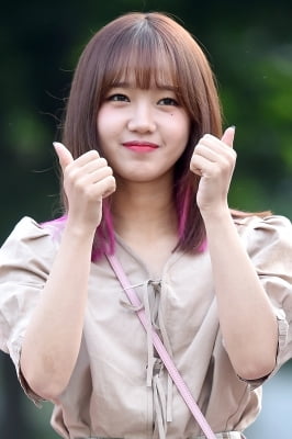 [포토] 위키미키 최유정, '귀엽게 엄지척~'