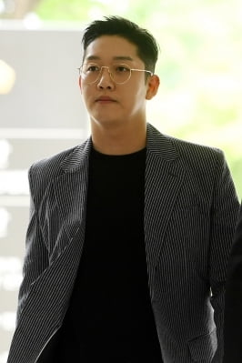 [포토] 2차공판 참석하는 최종범