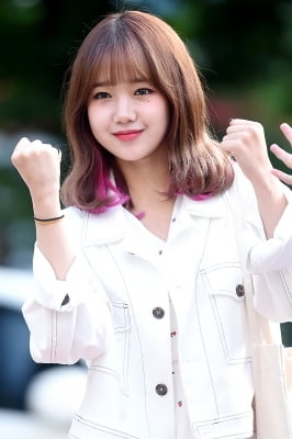 [포토] 위키미키 최유정, '돋보이는 깜찍 미모'