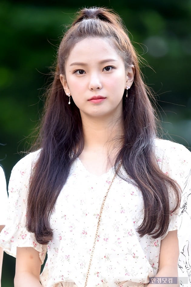 [포토] CLC 최유진, '돋보이는 미모~'