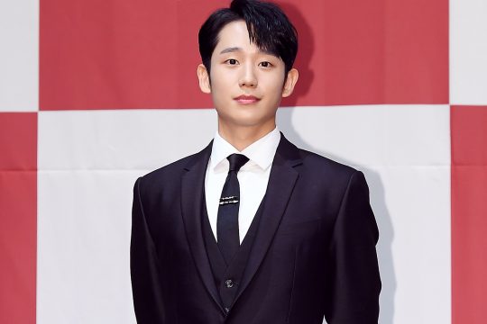 ‘봄밤’에서 약사 유지호를 연기하는 정해인./이승현 기자 lsh87@