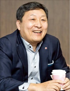 "한국의 美와 자긍심 담은 '킬러 콘텐츠' 키워야"