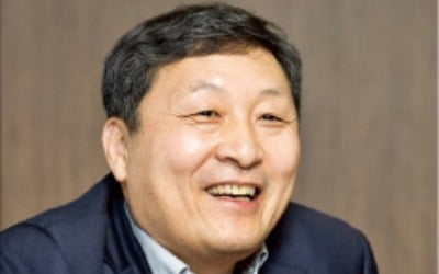 "한국의 美와 자긍심 담은 '킬러 콘텐츠' 키워야"