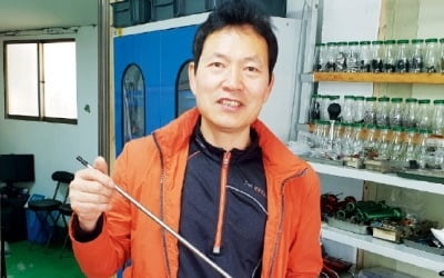 이승준 한빛테크랩 사장 "허리 안굽히고 잡초 뿌리까지 제거할 수 있죠"