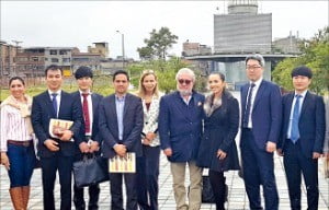 콜롬비아 수처리 테크노파크 협력개발지원사업(ODA) 주관 기관으로 선정된 대구테크노파크 직원들이 지난 13일 콜롬비아 보고타시를 방문했다. /대구테크노파크 제공