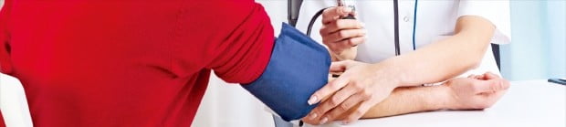 평소 혈압 높은데 병원가면 정상…당신의 '진짜 혈압'은?