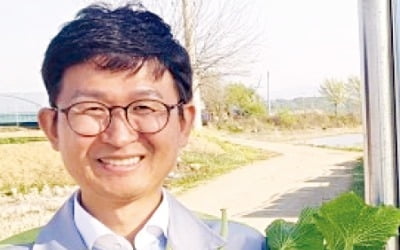 빚더미 피해 들어간 민통선…'父子 농부'는 그곳에서 국산 生와사비 시장 열었다