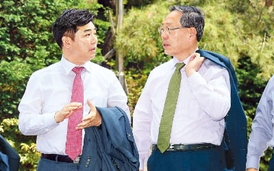 "65% 상속·증여세는 기업가정신 파괴…회사 키우기가 무섭다"