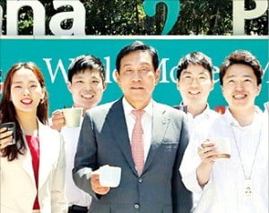 "플라스틱 줄이자"…캠페인 나선 금융권 수장들